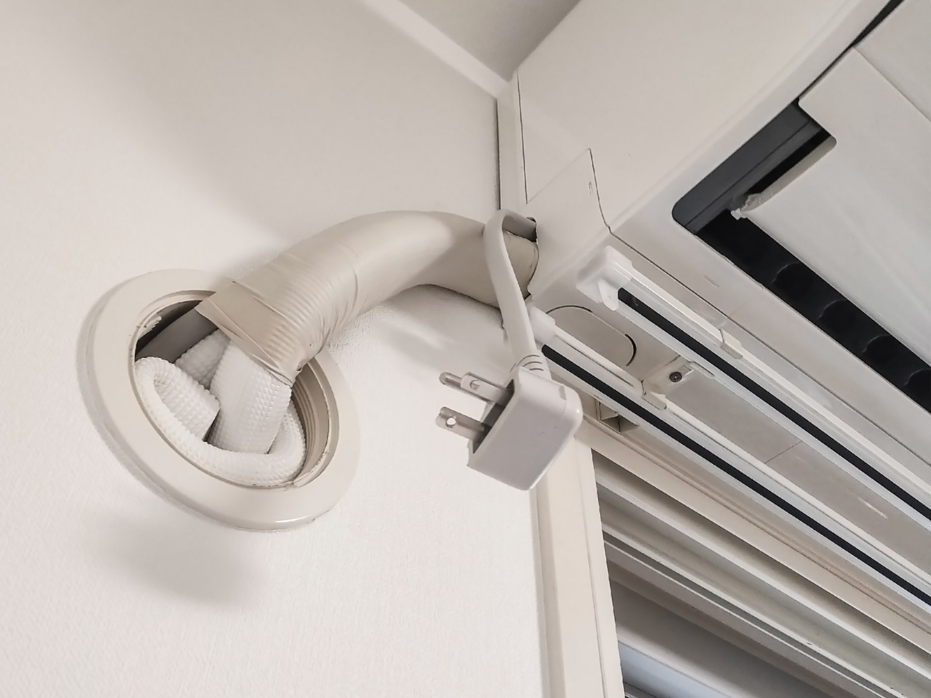 エアコン設置工事